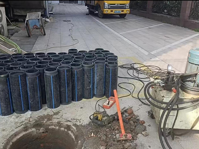 秀屿PE置换管厂家 DN315置换管 非开挖管短管置换